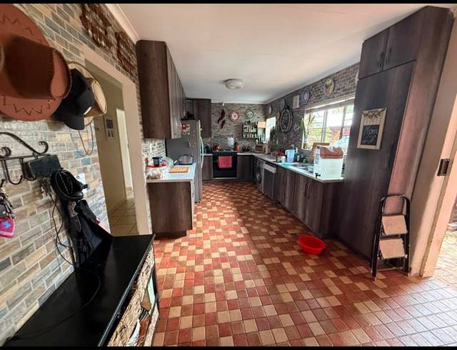 3 BEDROOM HOUSE FOR SALE IN THE REEDS